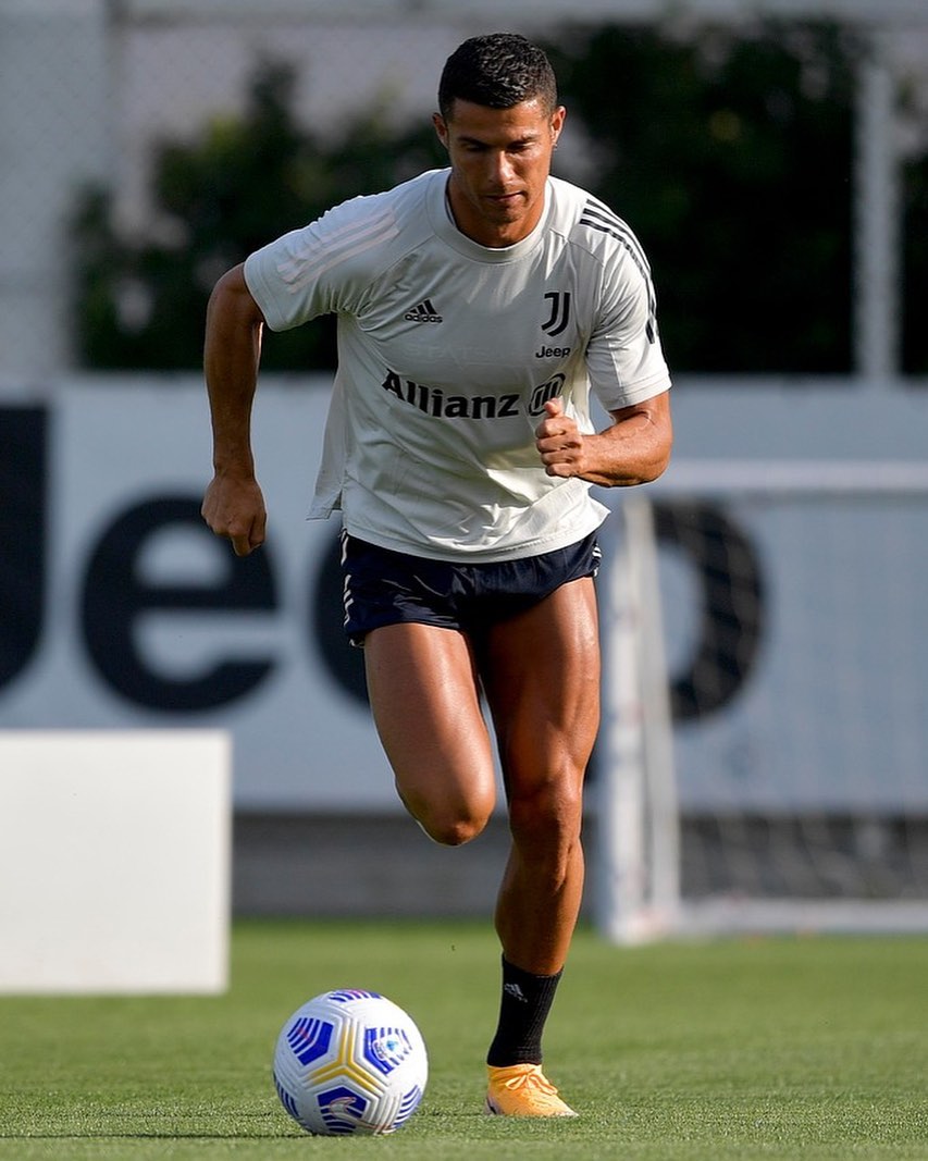 里昂发布备战花絮，加时末段更衣室发声，意大利杯任务艰巨，团队化学反应显著的简单介绍-爱游戏网站