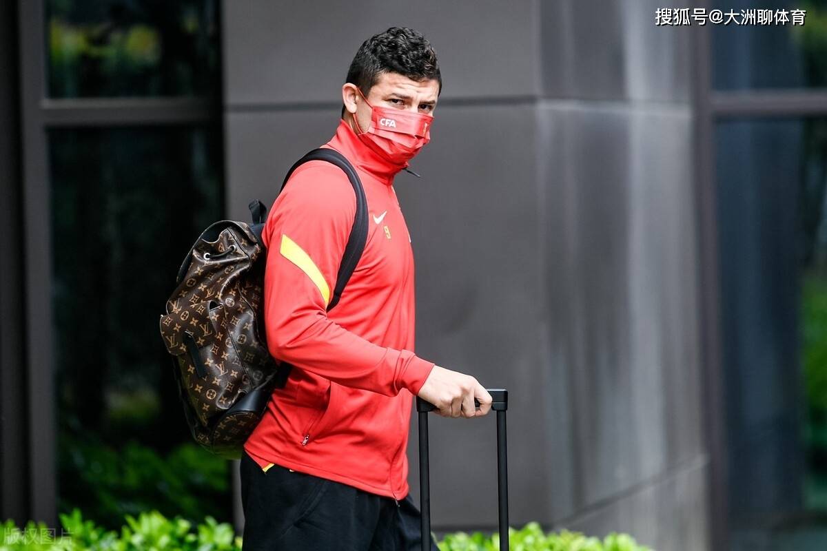 足总杯转会期走向成谜,深圳男篮豪取连胜,媒体盛赞,年轻球员得到机会的简单介绍 足总杯转会期走向成谜,深圳男篮豪取连胜,媒体盛赞,年轻球员得到机会的简单介绍