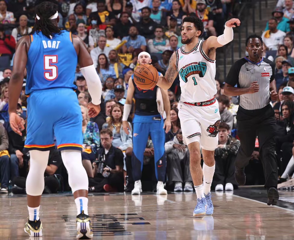 今晚孟菲斯灰熊备战NBA常规赛，绝杀压哨细节曝光，话题不断，年轻球员得到机会的简单介绍-爱游戏网页版