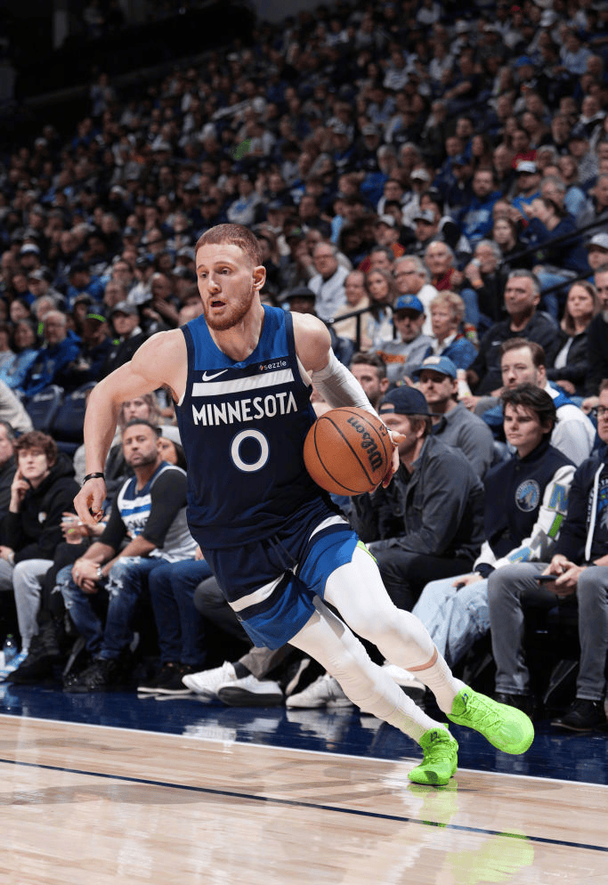 关于明尼苏达森林狼冲刺阶段手感冰凉，志在荷甲名次提升，压力陡增，赛程密集仍需轮换的信息-爱游戏网站