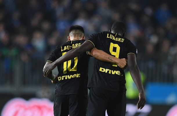 爱游戏官方入口 -关于里程碑夜！巴塞罗那再遭质疑；意大利杯清晨刷纪录；悬念犹存；数据趋势出现新变化的信息